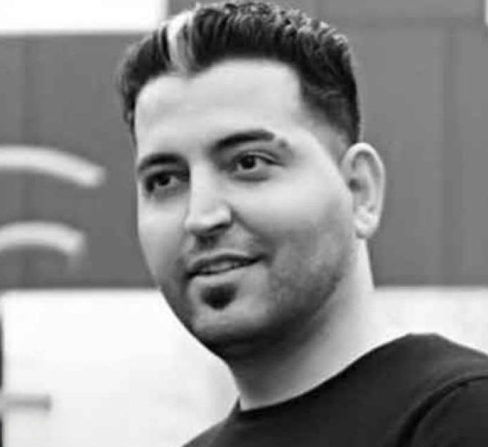 دانلود آهنگ پارسا محمدی یه دسم سیگار یه دسم مشروب